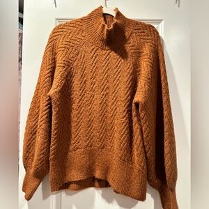 Abercrombie & Finch, Size M sweater.